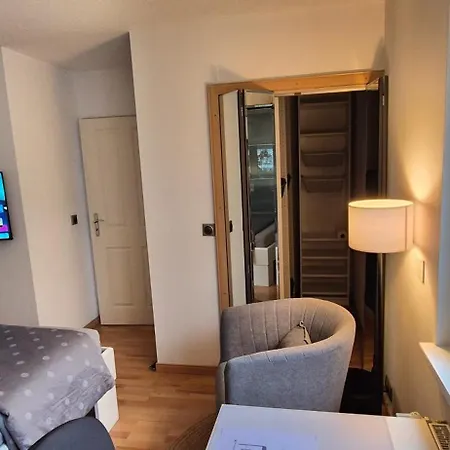Gaestezimmer Hoenow Bei Berlin Hoppegarten